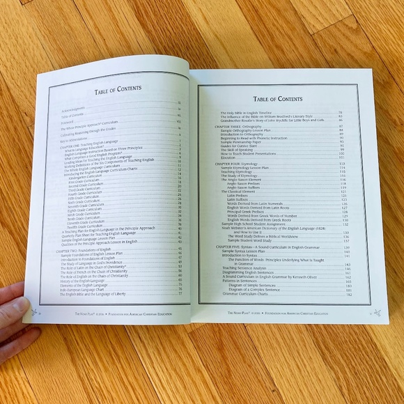 The Noah Plan English Language Curriculum Guide book Kintergarten-12th grade - Picture 4 of 9